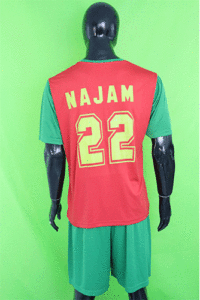 High-performance Elite Soccer Uniform 2025 displayed on mannequin

