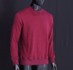 “Helder Sports Red Fleece Sweatshirt 2025 – Soft, warm, and stylish athletic winter wear for men and women, made from premium fleece fabric.”