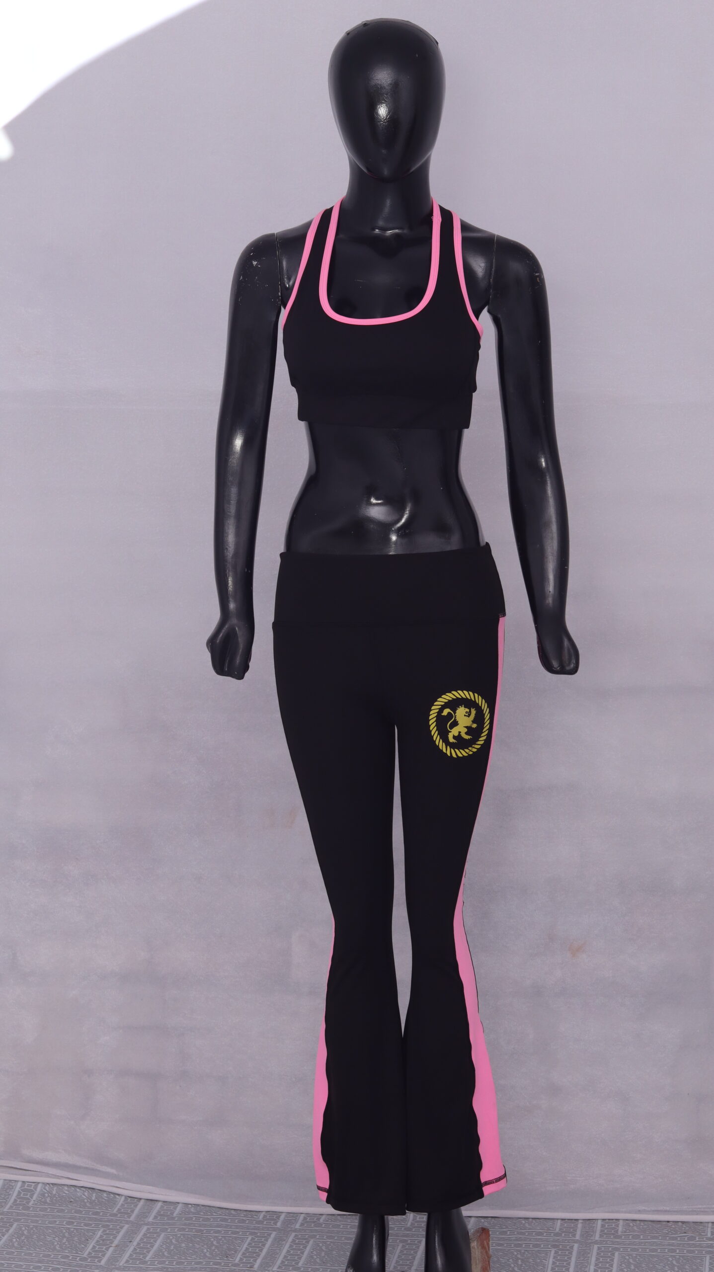 Sports Bra Set 2025 – Best Custom-Made Stylish Gym Wear by HELDER Sports